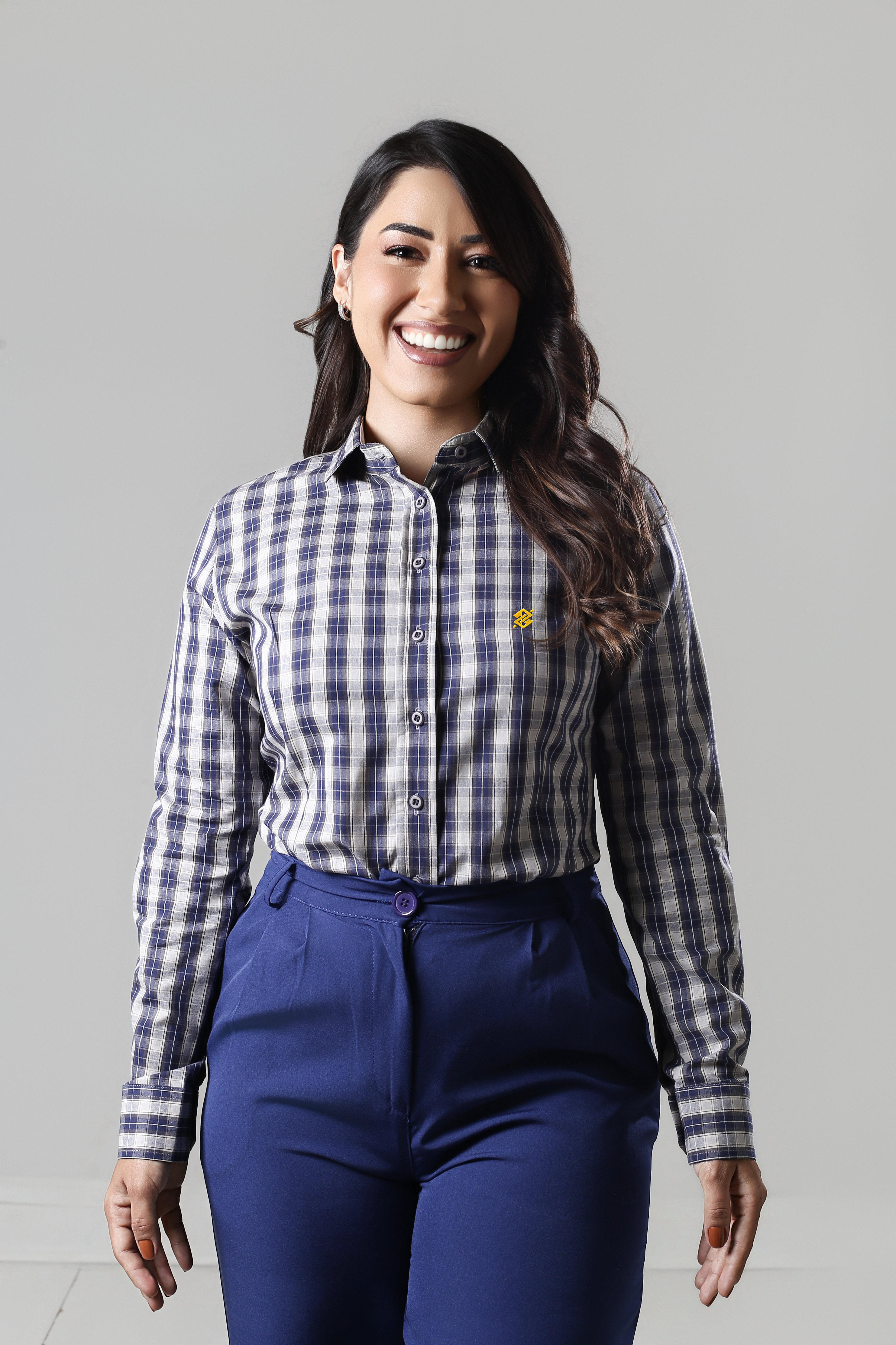 Camisa Xadrez Fem. Branco e Azul